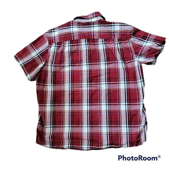 Carhartt Men's Plaid Button Up. Size XL. - Picture 2 of 8